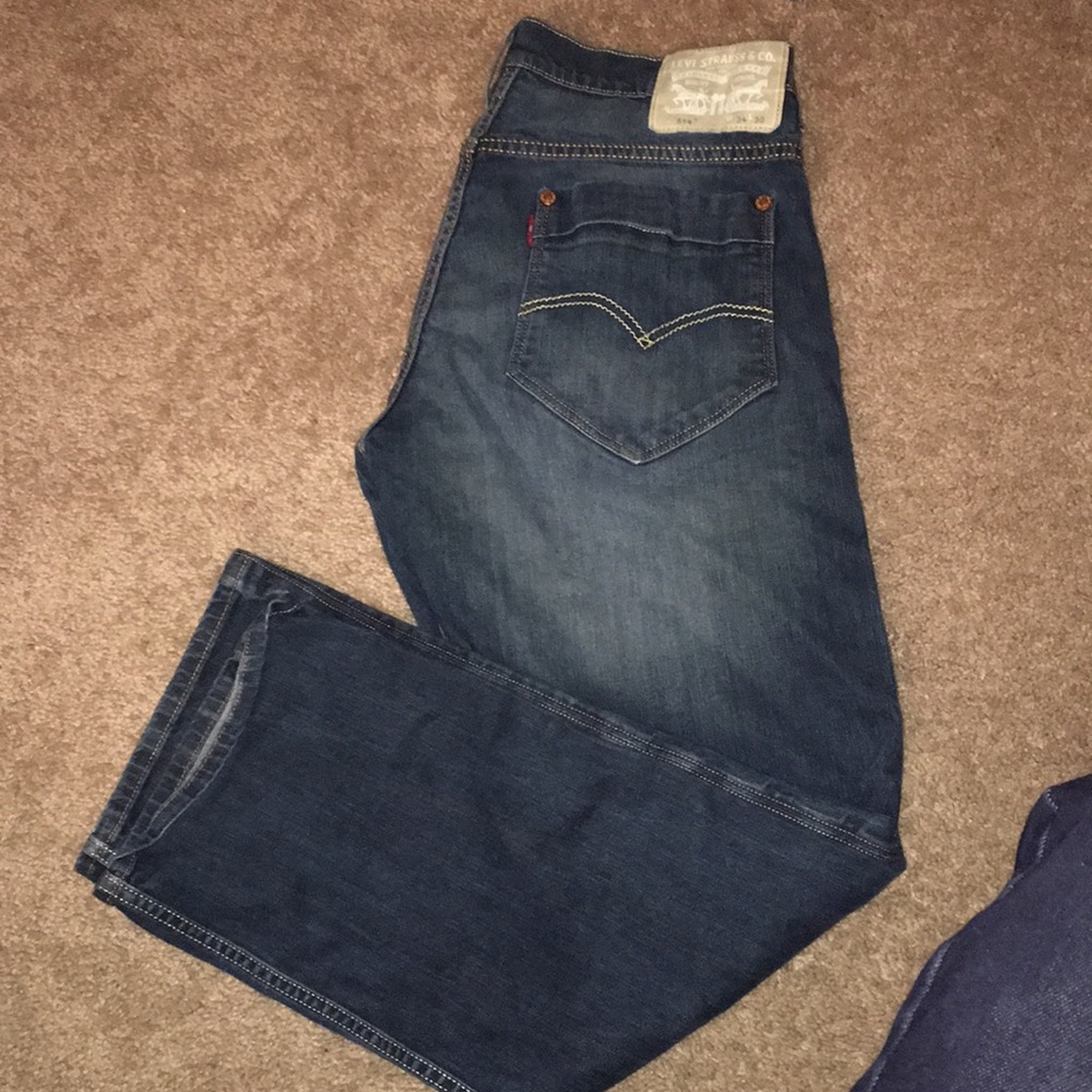 Levis